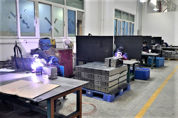 深圳五金沖壓件供應(yīng)商-誠瑞豐