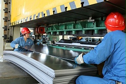 精密五金沖壓件外發(fā)加工，接單后的準(zhǔn)備工作