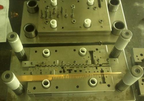 深圳五金沖壓模具加工如何報(bào)價(jià)