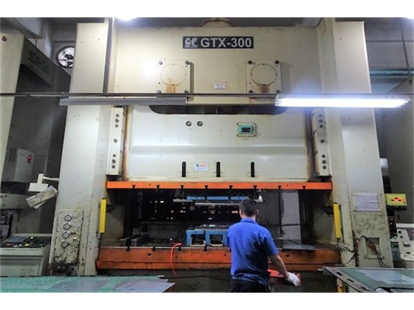 五金沖壓件廠-價(jià)格實(shí)惠多少？