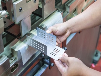 精密五金沖壓模具加工與其他加工方式相比有哪些優(yōu)勢？