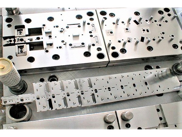 東莞五金模具公司-沖壓模具報(bào)廢流程怎么走？