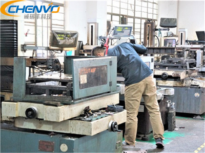 精密五金沖壓模具加工跳廢料，怎么解決？