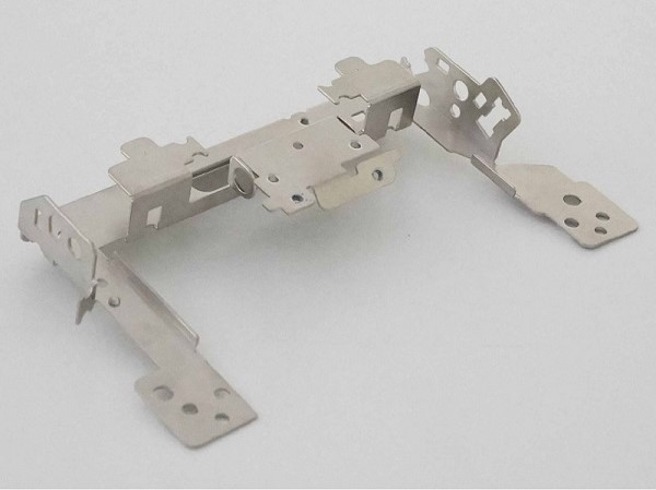 江蘇沖壓加工，如何調(diào)試模具？