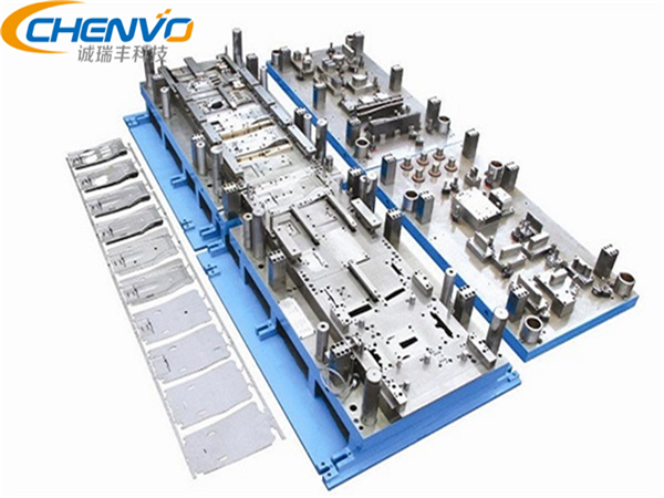 五金沖壓模具的引導(dǎo)沖是用來干嘛的？