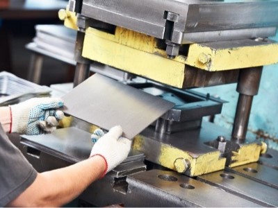 山東沖壓加工，如何防止沖壓件拉傷